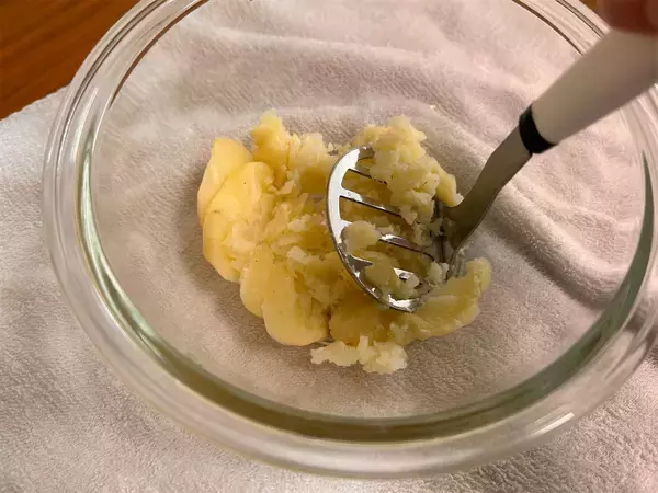 「【磯の風味ただようポテサラ】青のりが合うとは…「和風ポテサラ」作ってみた！しょうゆとみりんもマッチ♡」の画像