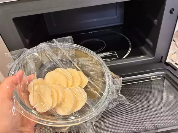 「【磯の風味ただようポテサラ】青のりが合うとは…「和風ポテサラ」作ってみた！しょうゆとみりんもマッチ♡」の画像