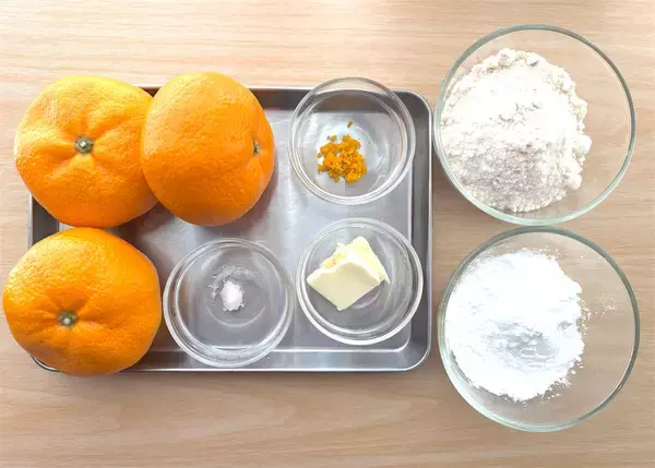 「【韓国発】ほぼ“みかん果汁だけ”のシンプルお菓子作ろう！もちっと食感で爽やかジューシーなお味♡」の画像