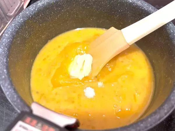 「【韓国発】ほぼ“みかん果汁だけ”のシンプルお菓子作ろう！もちっと食感で爽やかジューシーなお味♡」の画像