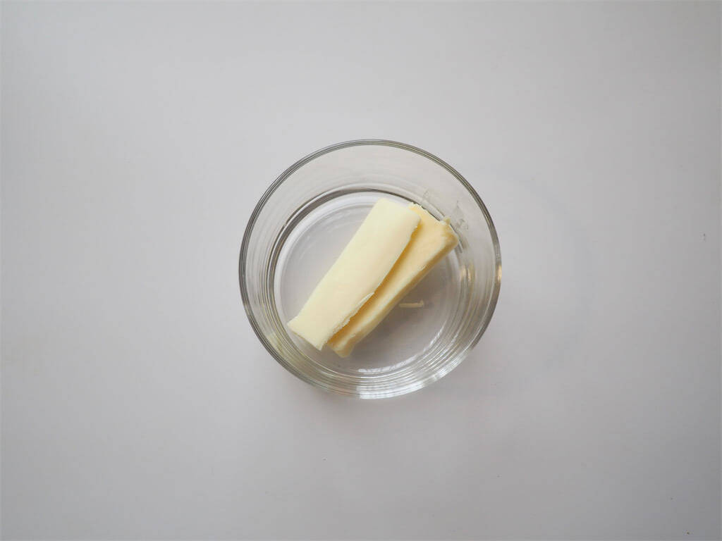【罪悪感ゼロなのにコク旨が過ぎる】生クリも牛乳も不使用！旨味まみれな「豆腐ときのこグラタン」焼こう！