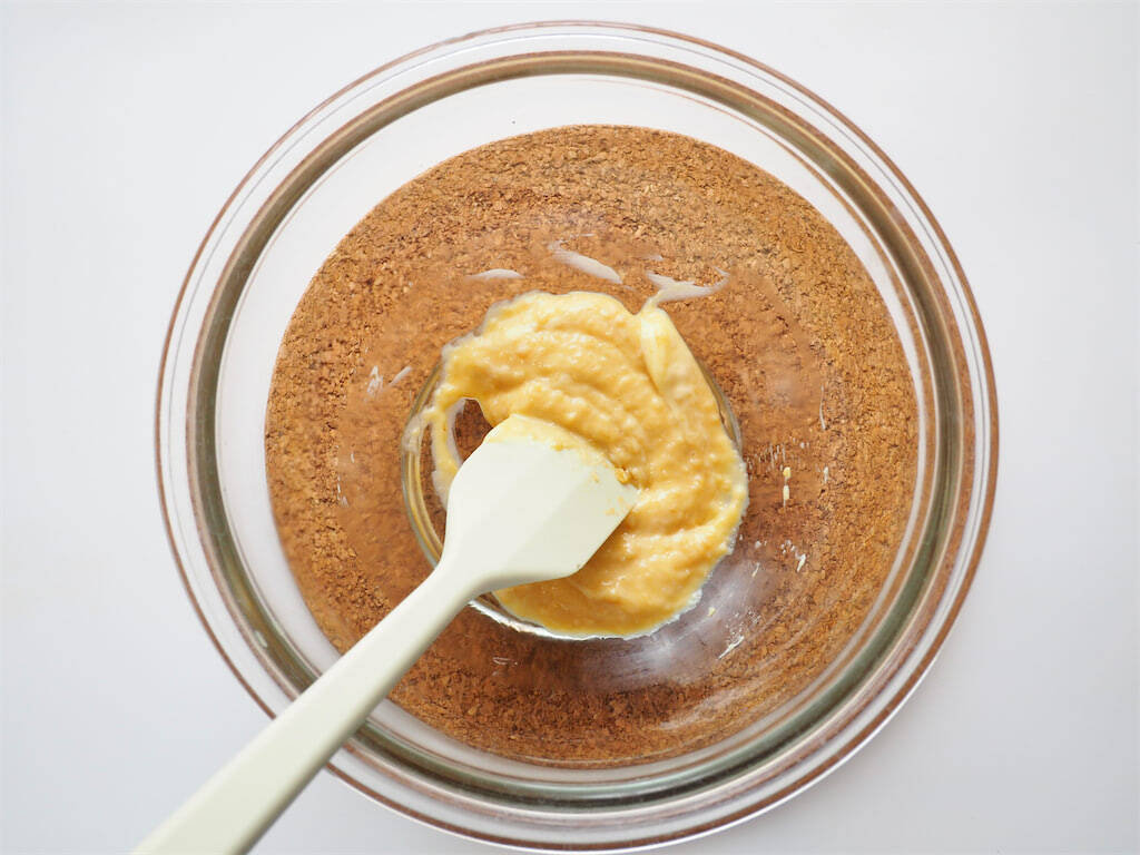 【罪悪感ゼロなのにコク旨が過ぎる】生クリも牛乳も不使用！旨味まみれな「豆腐ときのこグラタン」焼こう！