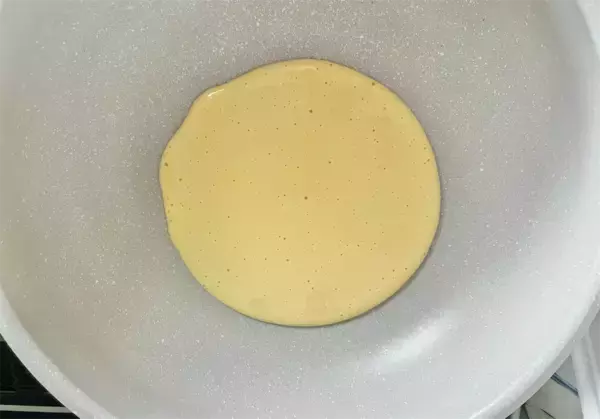 「【ホットケーキを喫茶店レベルにする裏ワザ】パサつき卒業♡「本みりん」ちょい足し料理ハックがスゴすぎた！」の画像