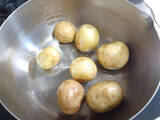 「春の"ミニ新じゃが"で「みそじゃが」作ってみた！皮に甘味噌絡んでホックホク♡これ田楽だ～♪【農家直伝】」の画像5
