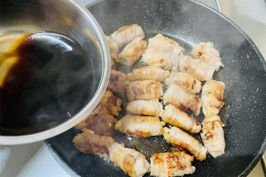 まさかの大根×りんごで「シン・肉巻き」作ってみた！変わり種だけど甘じょっぱい王道風味♡【農家直伝】
