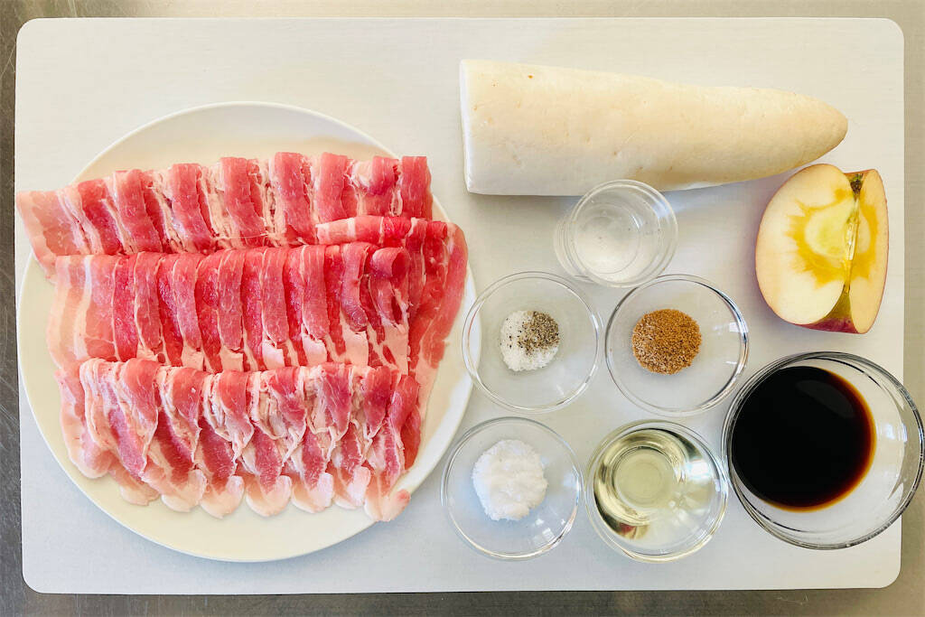 まさかの大根×りんごで「シン・肉巻き」作ってみた！変わり種だけど甘じょっぱい王道風味♡【農家直伝】