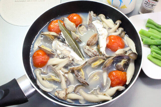 【イワシでイタリアン】コスパ◎初心者でも◎な「アクアパッツァ」作ってみた！なんだこの濃厚さは…！