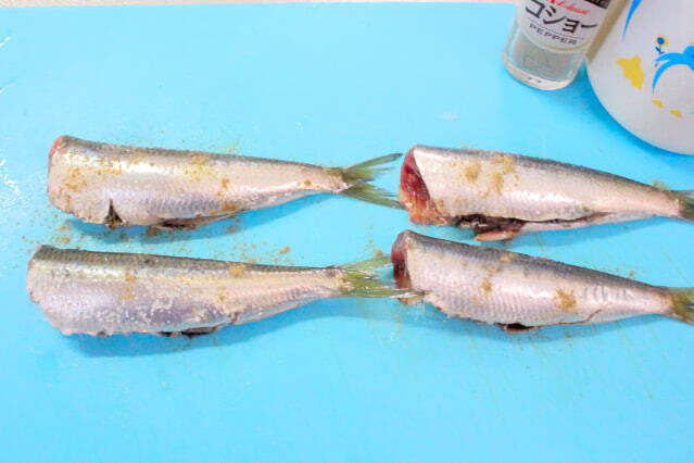 【イワシでイタリアン】コスパ◎初心者でも◎な「アクアパッツァ」作ってみた！なんだこの濃厚さは…！