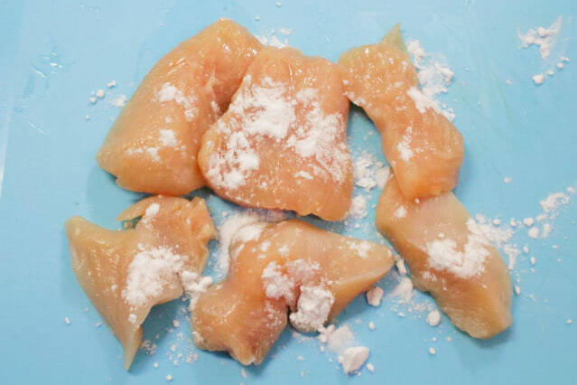 【一石二鳥のお助けみそ汁】トマトの酸味×みそのコクが絶妙！まるでイタリアンな「おかずみそ汁」作ってみた