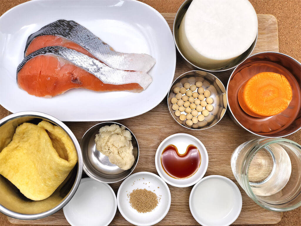 【絶品！郷土メシ】栃木県民でも「好き・嫌い」が分かれる!?噂の「しもつかれ」を鮭の切り身で作ってみた！