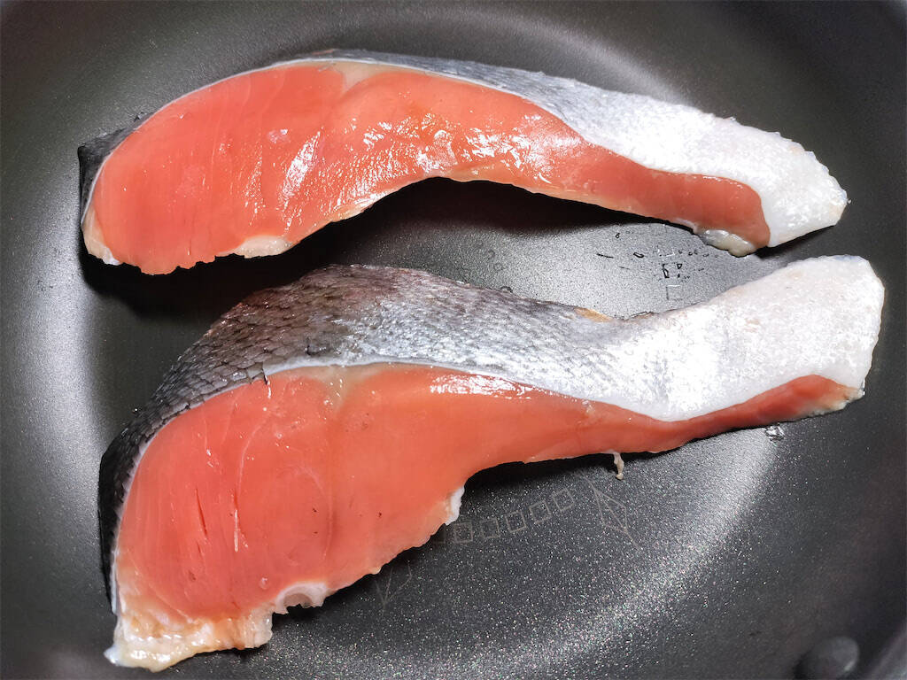 【絶品！郷土メシ】栃木県民でも「好き・嫌い」が分かれる!?噂の「しもつかれ」を鮭の切り身で作ってみた！