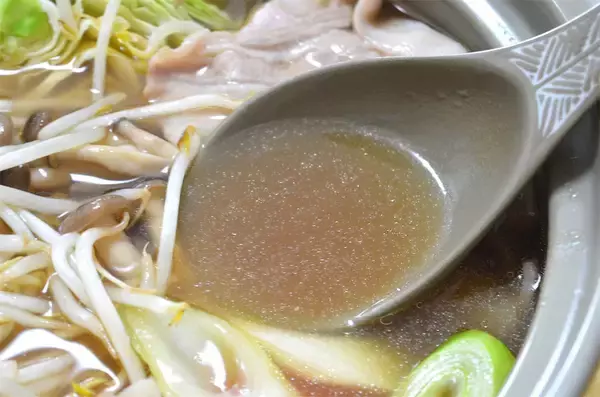 「【鍋なのにもやしが主役】ダイショー「野菜をいっぱい食べる鍋」2種食べ比べ！安くてウマいはやっぱ正義♪」の画像