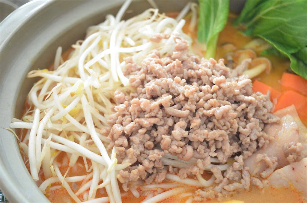 【鍋なのにもやしが主役】ダイショー「野菜をいっぱい食べる鍋」2種食べ比べ！安くてウマいはやっぱ正義♪