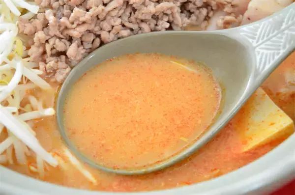 「【鍋なのにもやしが主役】ダイショー「野菜をいっぱい食べる鍋」2種食べ比べ！安くてウマいはやっぱ正義♪」の画像