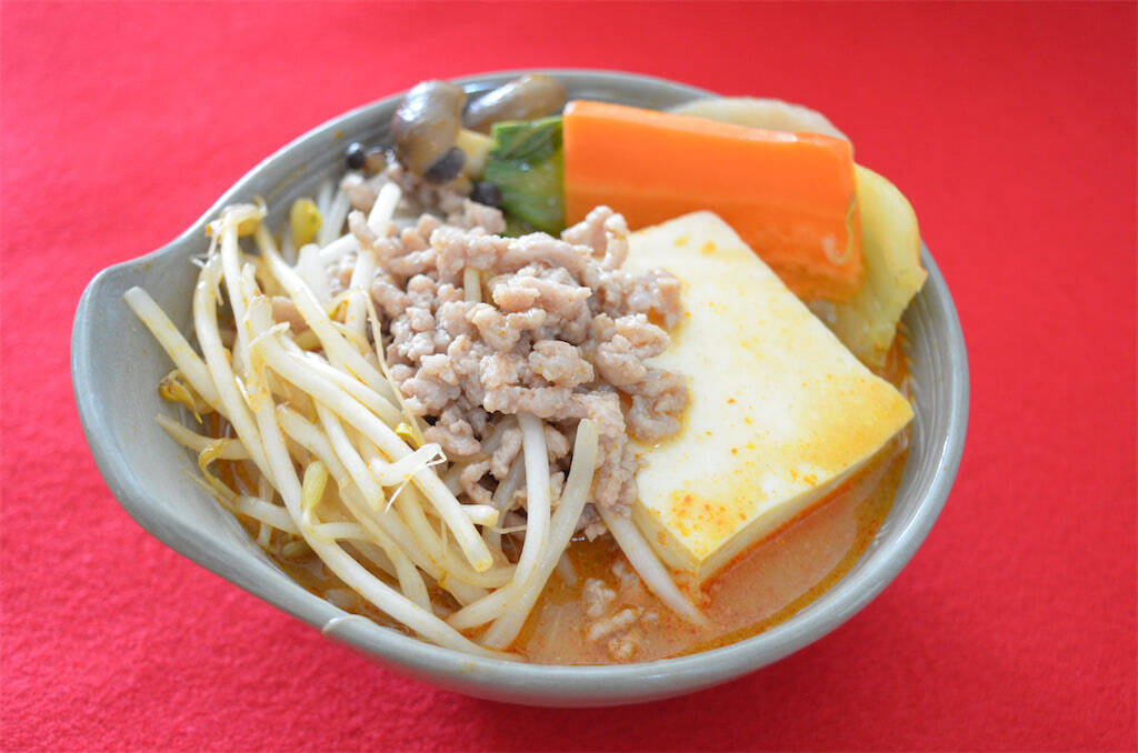 【鍋なのにもやしが主役】ダイショー「野菜をいっぱい食べる鍋」2種食べ比べ！安くてウマいはやっぱ正義♪