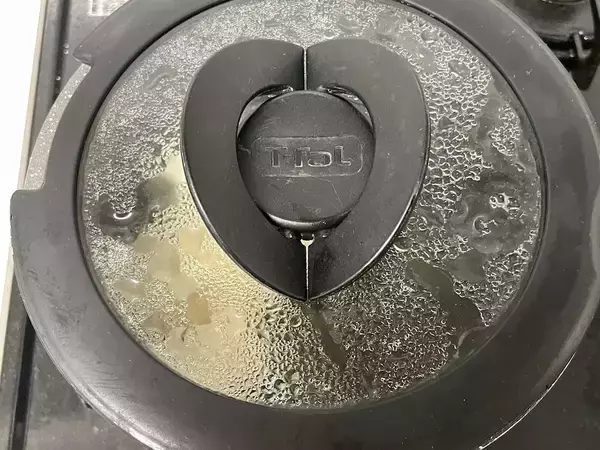 「「湯豆腐」はフライパン蒸しが一番ウマい！むっちり濃厚な豆腐になってやさしいお味に♡試してみた」の画像