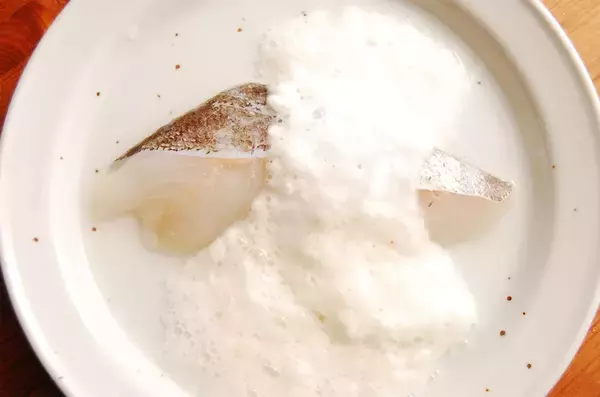 「【レンチン5分の魚料理】胃腸が重い日に嬉しい「白身魚の長芋蒸し」作ってみた！長芋とろふわ〜で料亭の味」の画像