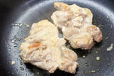 「【もうフライパンは温めない！】「コールドスタート」でチキンソテーが驚きのふっくら感♡焦げない簡単な新常識」の画像10