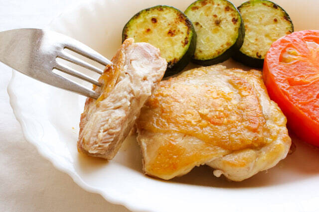 【もうフライパンは温めない！】「コールドスタート」でチキンソテーが驚きのふっくら感♡焦げない簡単な新常識