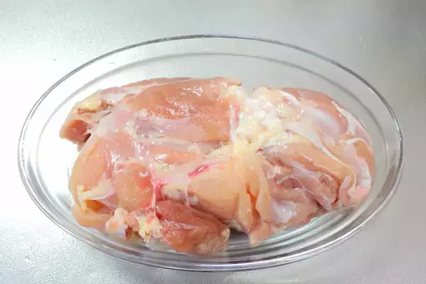 「【もうフライパンは温めない！】「コールドスタート」でチキンソテーが驚きのふっくら感♡焦げない簡単な新常識」の画像