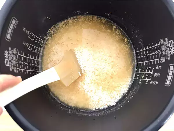 「【胃腸整えメシ】春の不調対策はこれ一択！「玉ねぎキャベツごはん」作ってみた！優しい甘味で疲労回復♡」の画像