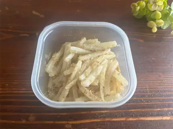 「【業スー商品完コピ】万能調味料「姜葱醬」作ってみた！炒飯、炒め物以外にもフル稼働【材料4つ＆レンチン2分】」の画像