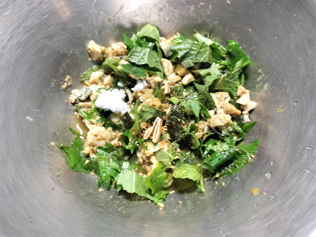 【笠原将弘が“餃子の達人”に教わった】ありそでなかった「牡蠣餃子」作ってみた！磯の香りと旨味の洪水！