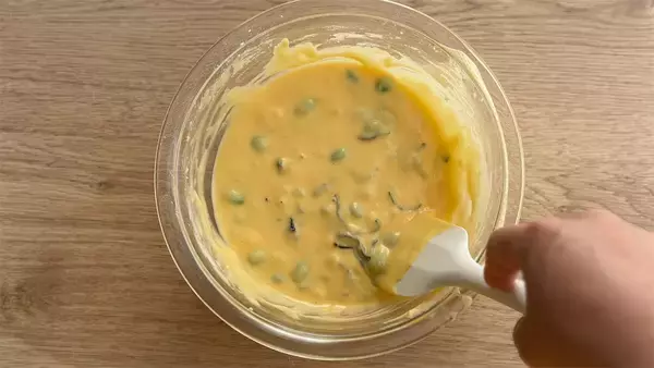 「【おにぎりの具がケーキに!?】米粉の「枝豆と塩昆布のケークサレ」が最高♡軽食やおやつに【元パティシエ直伝】」の画像