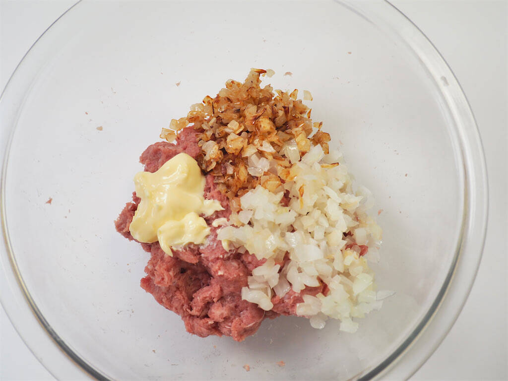 【ハンバーグ研究家】てりやきソースで食欲爆発！わんぱく過ぎる「ご飯★バーグ」に挑戦♪