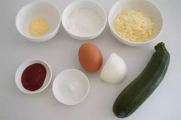 「【ズッキーニが主役！】カリッと香ばしい「ズッキーニのチーズチヂミ」作ってみた！甘いあま～い♪【農家直伝】」の画像