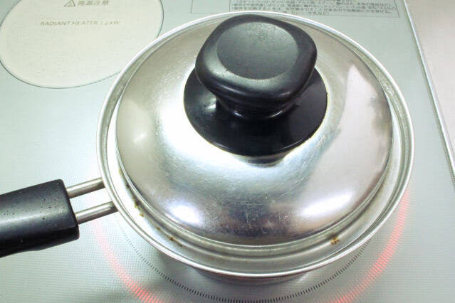 【イワシは初心者でもさばける】小骨がスルッととれる「手開き」でつみれ作ってみた！中華風スープに合うの♪