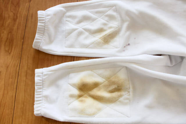 【洗濯の裏ワザ】頑固な泥汚れは「のり」を塗って洗うとよく落ちるらしい…どれほど落ちるか試してみた！