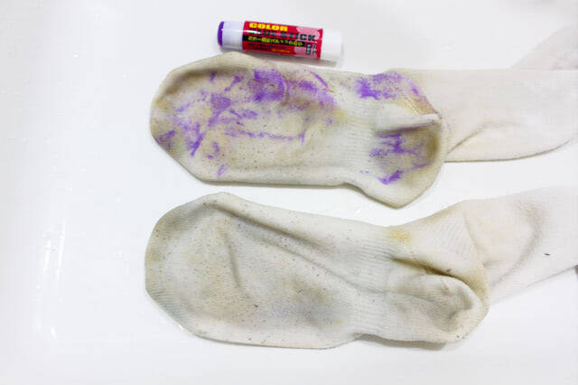 【洗濯の裏ワザ】頑固な泥汚れは「のり」を塗って洗うとよく落ちるらしい…どれほど落ちるか試してみた！