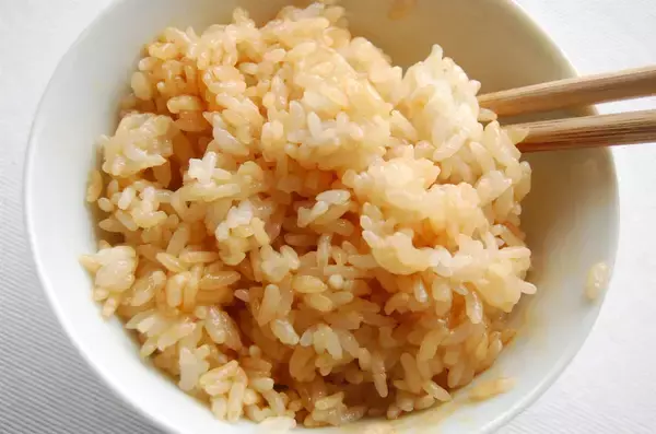 「【TKGの黄金比】とは!?ご飯150gに対し…醤油は何g？卵サイズは？そして調理法「サンライズ」とは!?」の画像