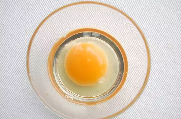 「【TKGの黄金比】とは!?ご飯150gに対し…醤油は何g？卵サイズは？そして調理法「サンライズ」とは!?」の画像