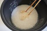 「【塩こうじで劇的変化！】究極に甘い「とうもろこしごはん」作ってみた！ご飯もふっくらなの【農家直伝】」の画像4