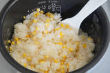 「【塩こうじで劇的変化！】究極に甘い「とうもろこしごはん」作ってみた！ご飯もふっくらなの【農家直伝】」の画像7