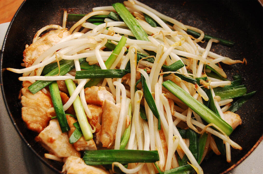 【魚版ホイコーロー】爆速8分で完成！「カジキの辛みそ炒め」がお肉越えの満足感だった件♪白米が蒸発するッ！