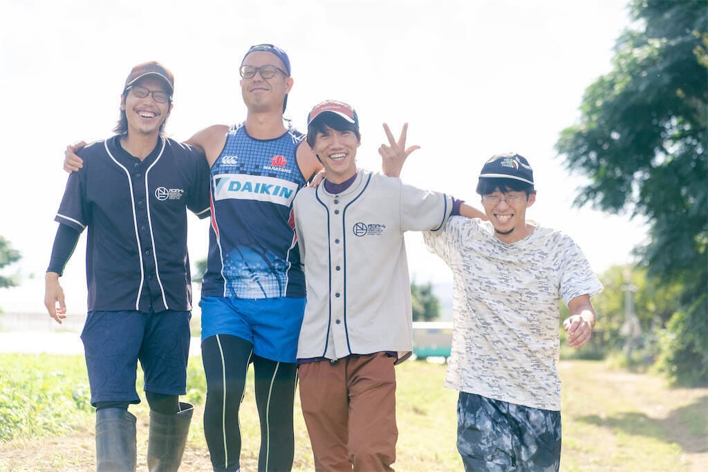 【生産者インタビュー】江戸時代から続く農家7代目は元芸人⁉「楽しくなきゃ農業じゃない」エンタメ農家に密着！