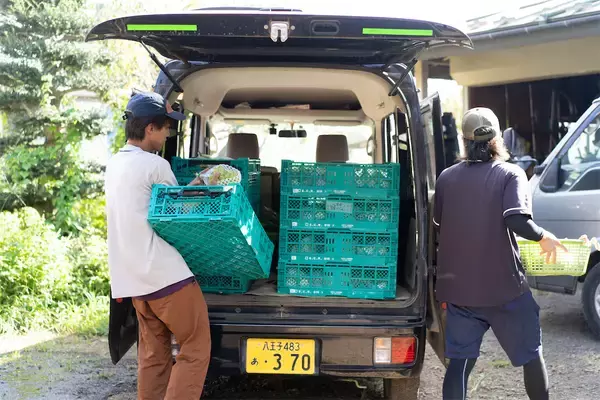 「【生産者インタビュー】江戸時代から続く農家7代目は元芸人⁉「楽しくなきゃ農業じゃない」エンタメ農家に密着！」の画像