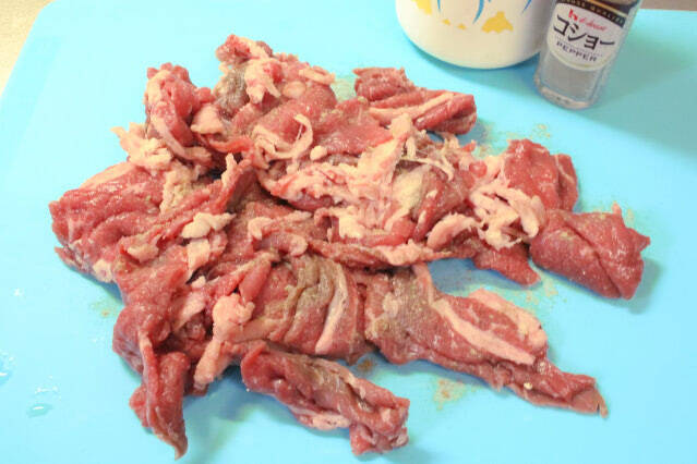 【時短でビーフストロガノフ】フライパン一つで作ってみた！トマト缶でサワークリーム不要【上田淳子さん考案】