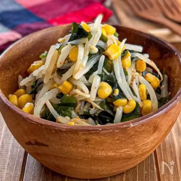 「【ラーメンみたいなサラダ】もやし1袋使って「にんにく味噌サラダ」作ってみた！火を使わず5分で完成♪」の画像