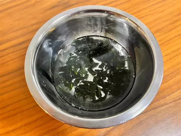 「【ラーメンみたいなサラダ】もやし1袋使って「にんにく味噌サラダ」作ってみた！火を使わず5分で完成♪」の画像