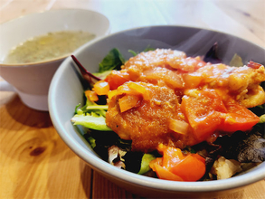 【あさイチ】レストラン大宮の「手羽先トマトソース丼」に挑戦♪ピリ辛味で食欲増進！スープも一緒にどうぞ♪