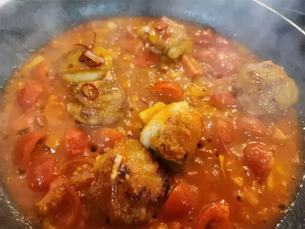 「【あさイチ】レストラン大宮の「手羽先トマトソース丼」に挑戦♪ピリ辛味で食欲増進！スープも一緒にどうぞ♪」の画像