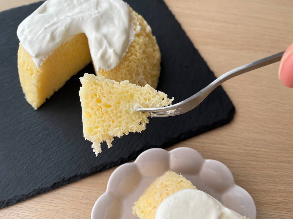 【レンチン5分で焼けるケーキ】オーブン不要な「ヨーグルトケーキ」作ってみた！しっとりチーズケーキ感♡