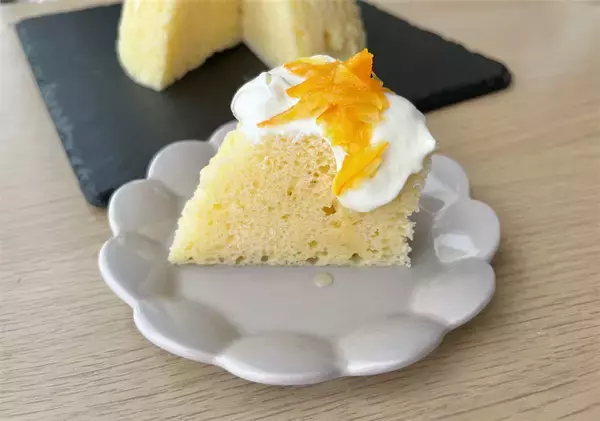 「【レンチン5分で焼けるケーキ】オーブン不要な「ヨーグルトケーキ」作ってみた！しっとりチーズケーキ感♡」の画像