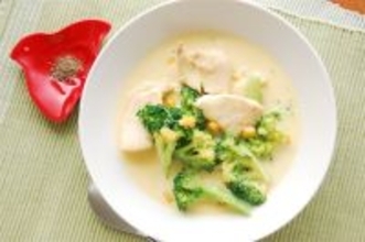 【ブルッと寒気を感じたらコレ】「鶏むね肉のコーンクリーム煮」であったまってみた！とろとろでお肉やわらか♡