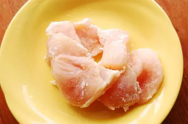 「【ブルッと寒気を感じたらコレ】「鶏むね肉のコーンクリーム煮」であったまってみた！とろとろでお肉やわらか♡」の画像