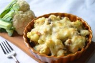 【カリフラワー×サバ缶】カリッとトーストする「カリフラワーのチーズ焼き」作ってみた！サバがアンチョビ風♡